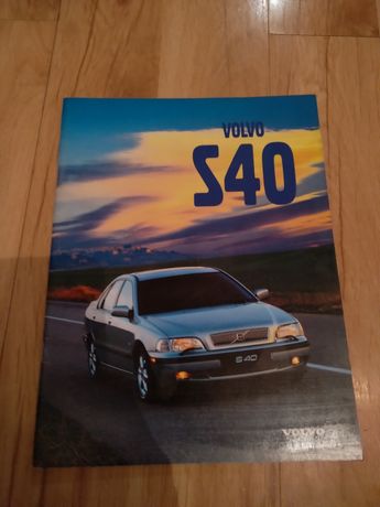 Prospekt Volvo s40
