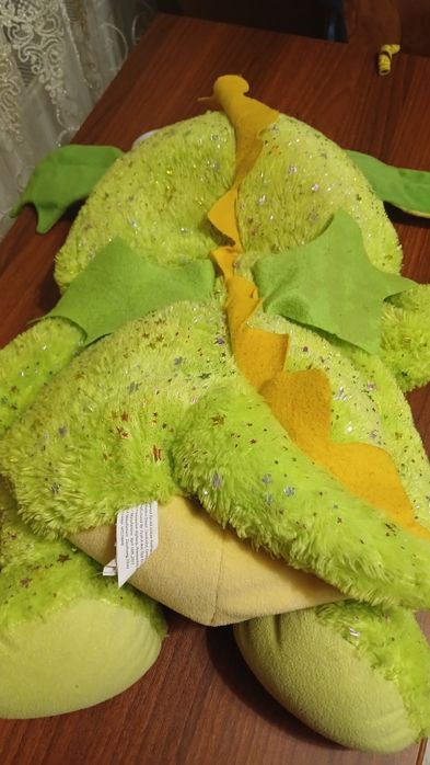 М'який  кумедний Дракоша