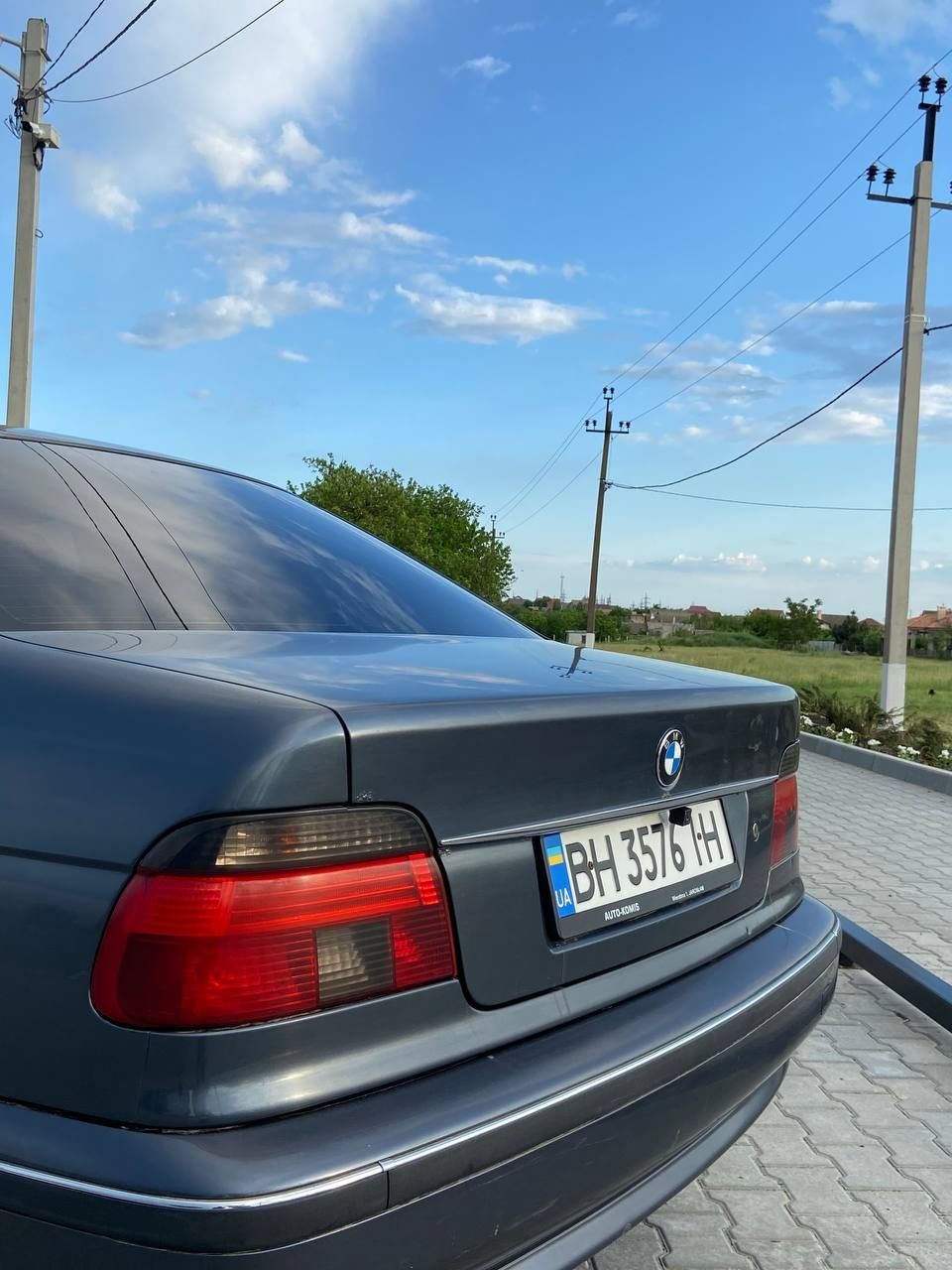 Продам автомобіль BMW E39 520i 
Пробіг: 252 тис.