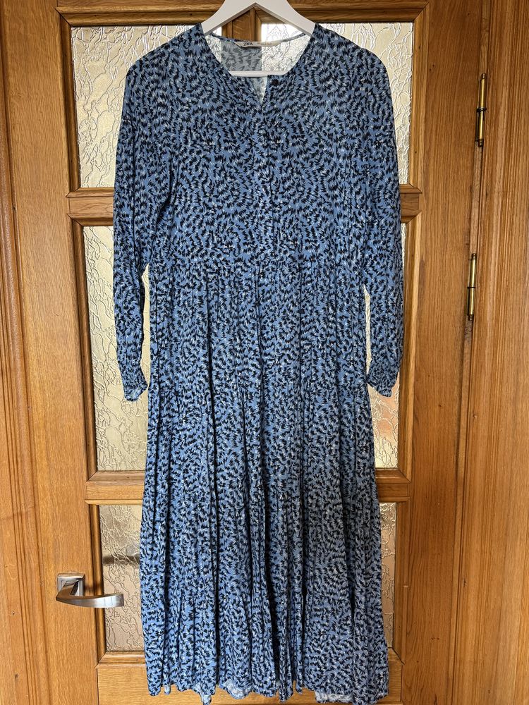 Продам сукню Zara в розмірі s, одягнена 1 раз