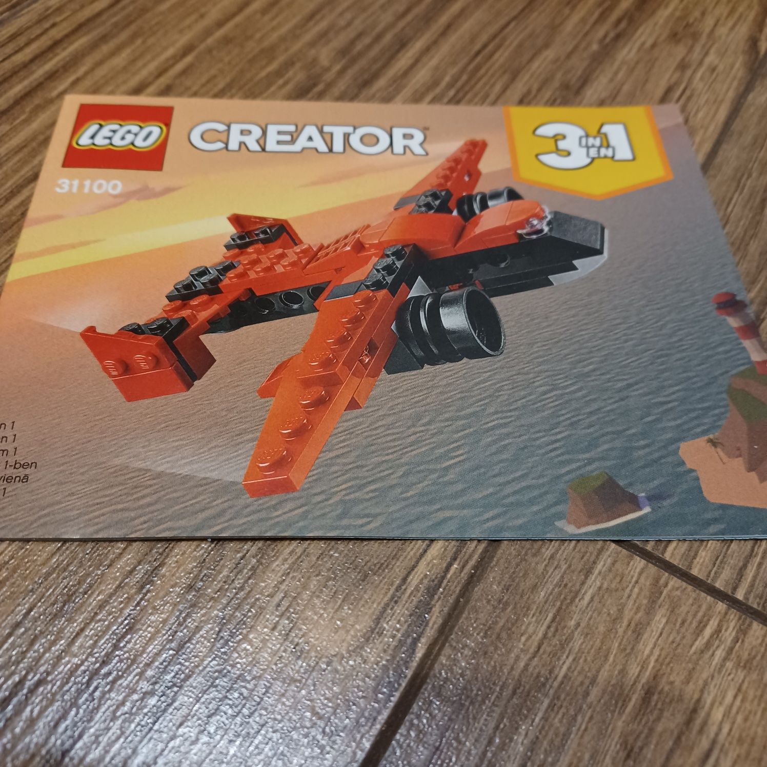 Lego creator 31100