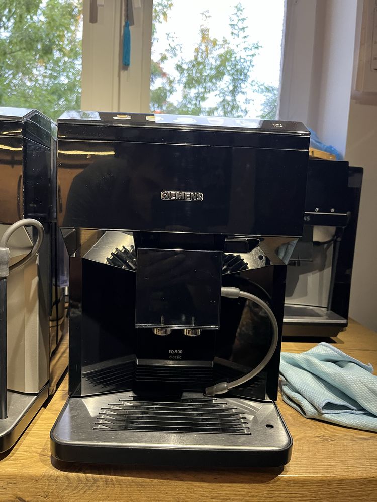 Ekspres Siemens EQ500 - refurbished pozbawione wady napędu