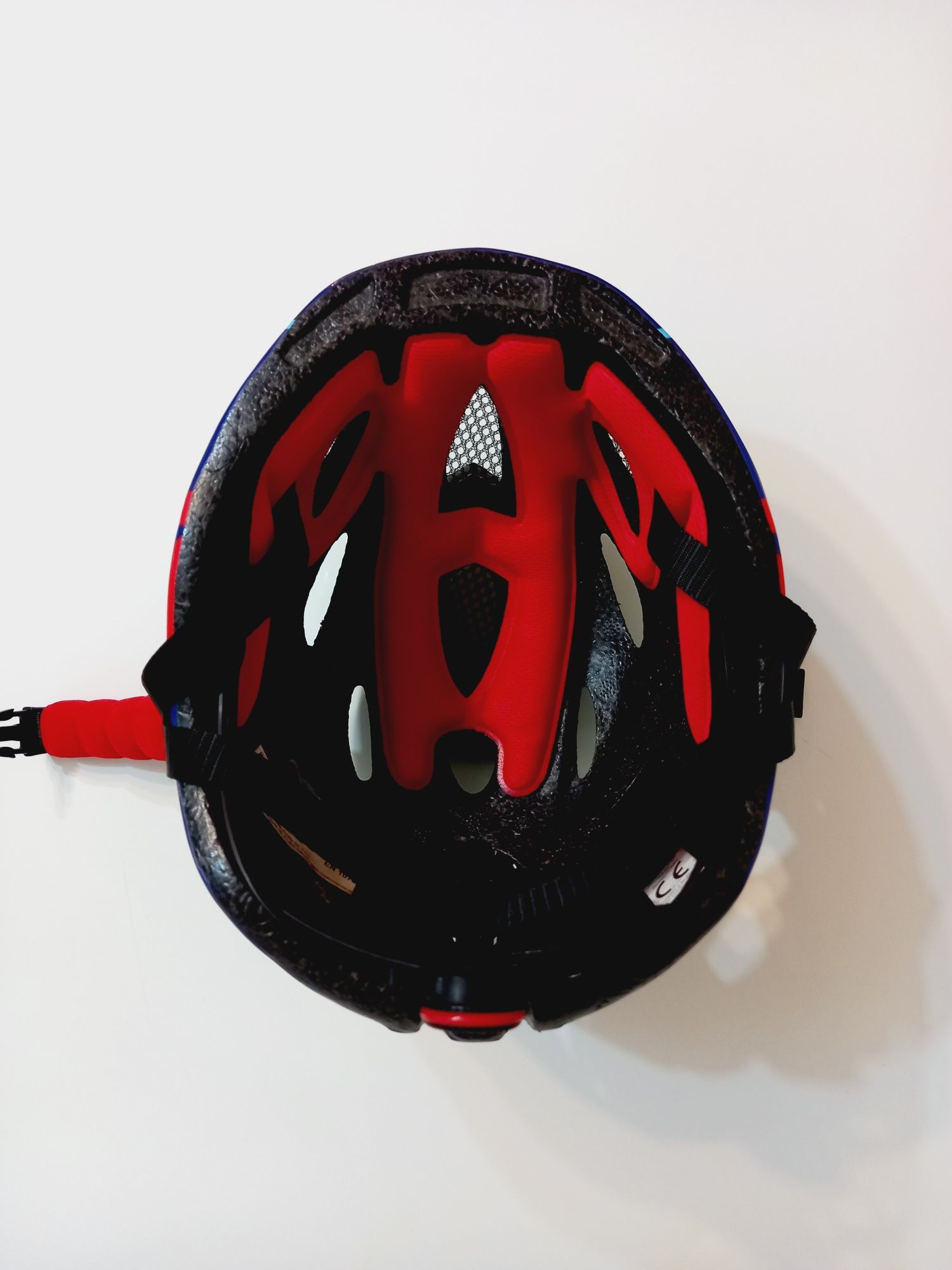 Dziecięcy kask rowerowy Merida rS i rękawiczki rowerowe Merida Stan Id