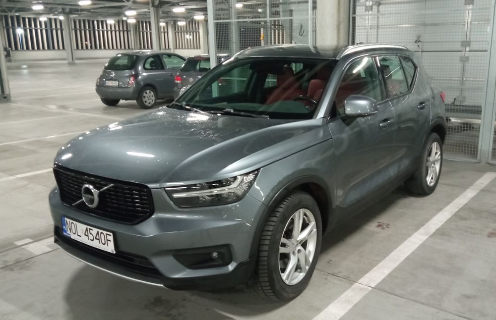 Volvo XC40 D3 AWD Automat Momentum