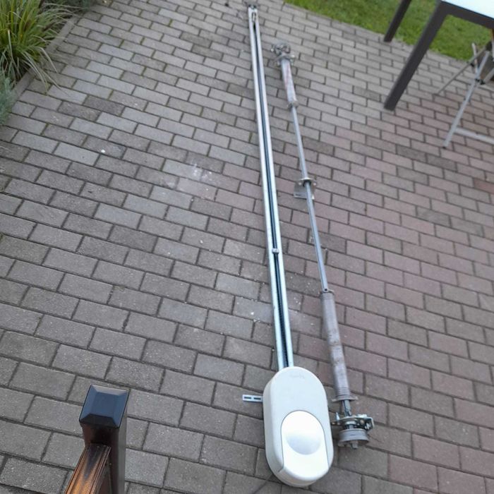 Sprzedam mechanizm do bramy segmentowej wraz z silnikiem somfy