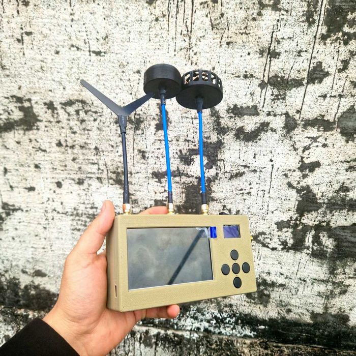 Детектор FPV-дронів "Стевія Fly  1.2 3.3 5.8 ггц