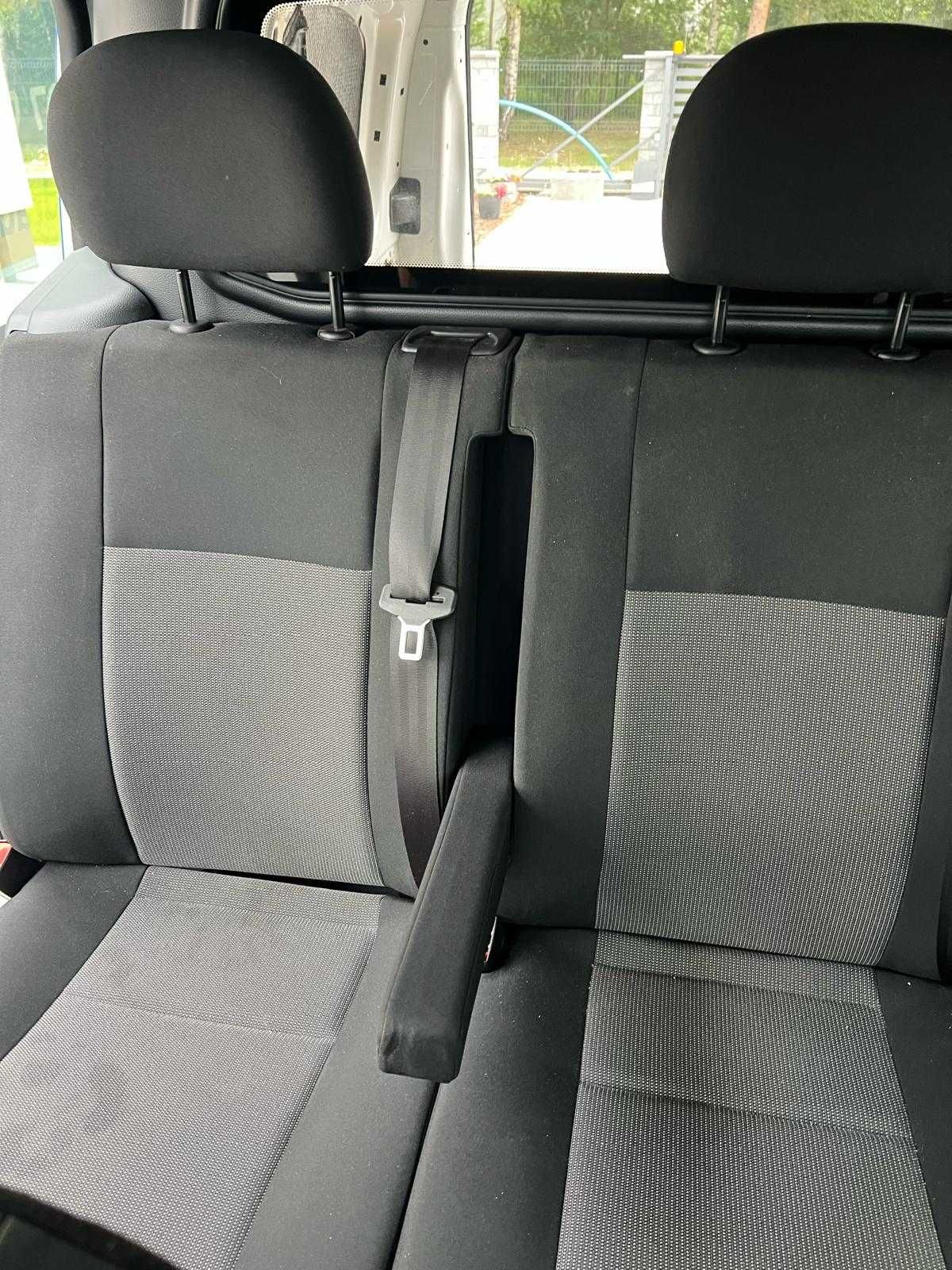 Kanapa trzyosobowa fotel Toyota ProAce