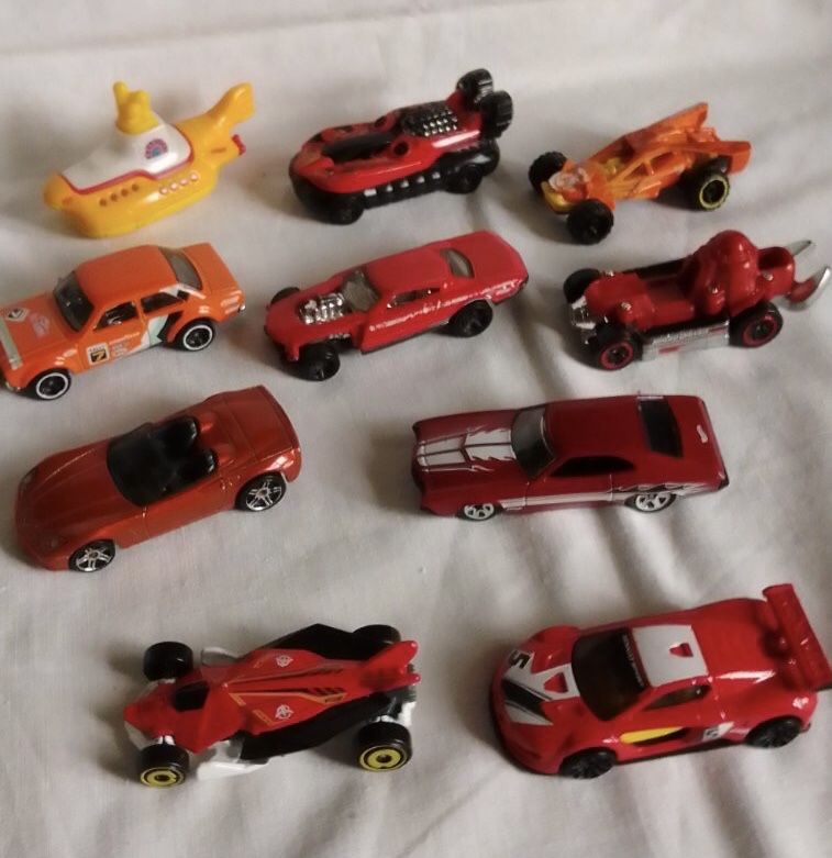 Машинки Hot Wheels Matchbox Disney и др