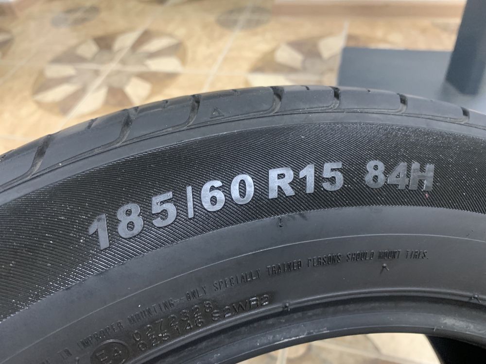 Комплект літніх шин 185/60/15 84Н KUMHO ECOWING ES01