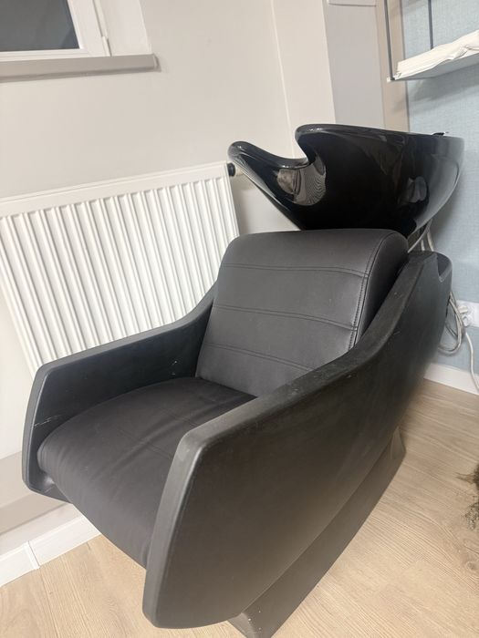 Sprzedam myjnie z masazem  oraz fotele fryzjerskie