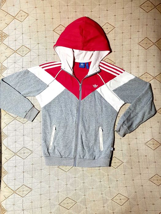 Толстовка с капюшоном Adidas размер 46