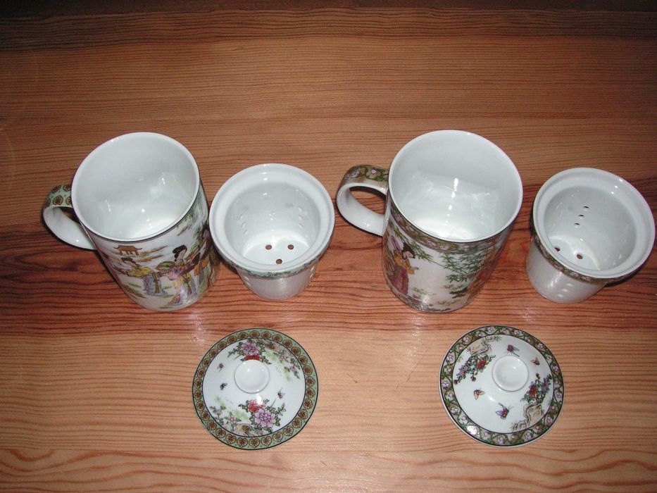 Porcelana Chinesa - Chávenas Chá e Pires, Canecas com Infusor de Chá