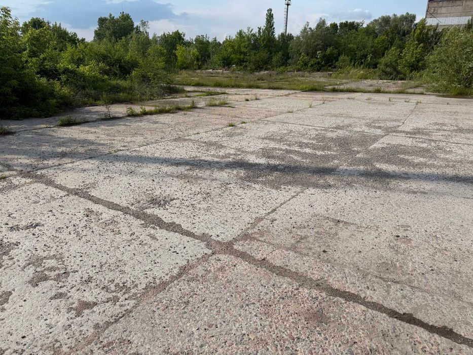Здаємо в оренду з правом викупу комерційну нерухомість,склади,ангари