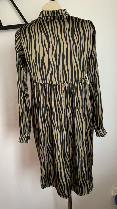 Koszula damska NOWA r. S/M/L asymetryczna, lejący materiał