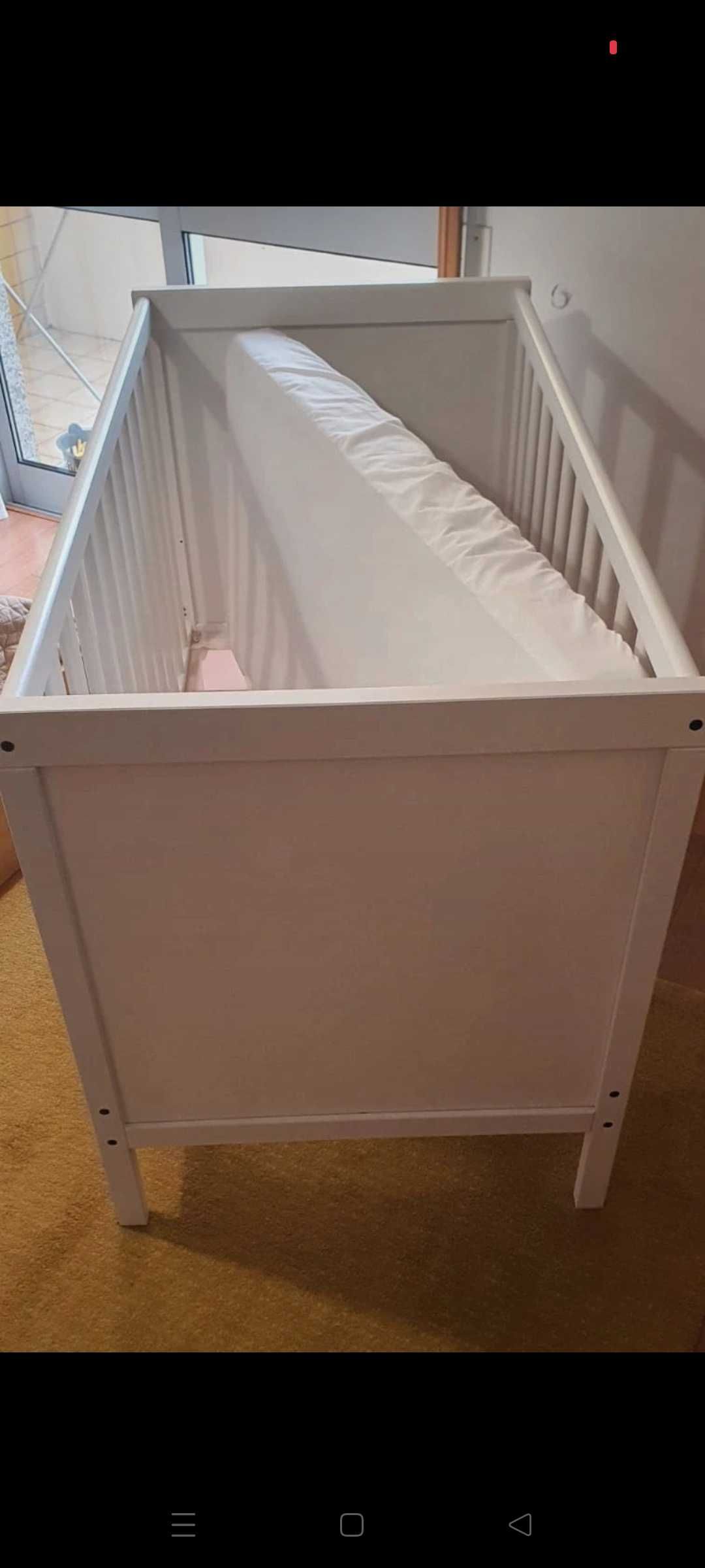 Berço + Colchão IKEA