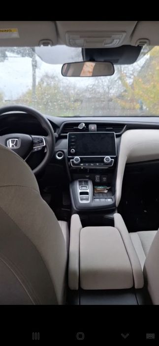 Продам машину Honda Insight 2020