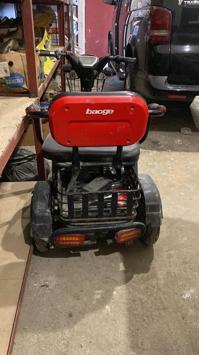 Электрический электро скутер трёхколёсный