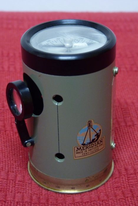 Teodolito militar MERIDIAN (vintage)