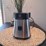Blender Electrolux ESB2500 – sama baza silnika (w pełni sprawna)