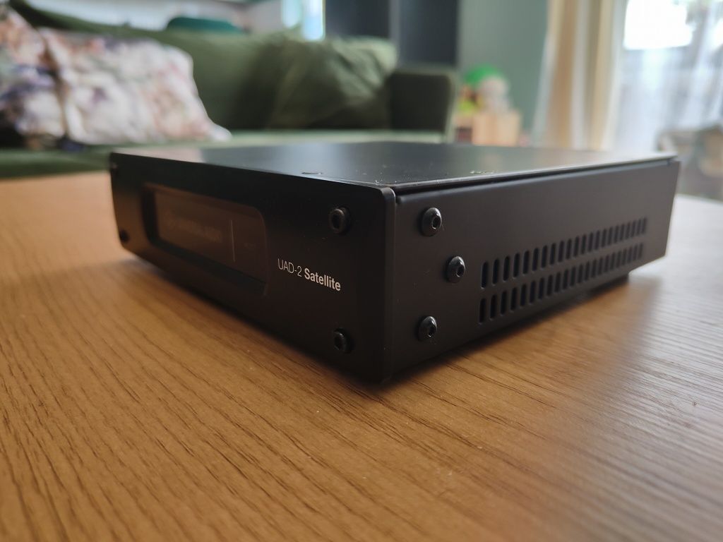 Universal Audio Satellite Octo USB 3.0 - Stan Idealny