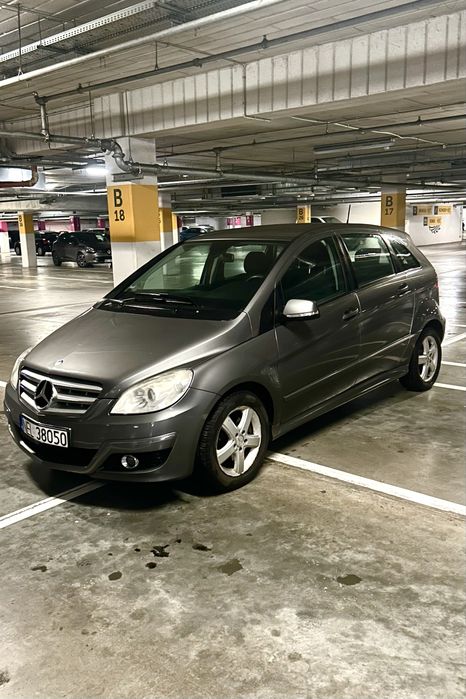 Mercedes- Benz B 180 CDI 1.8 Diesel 120 KM 2008 rok