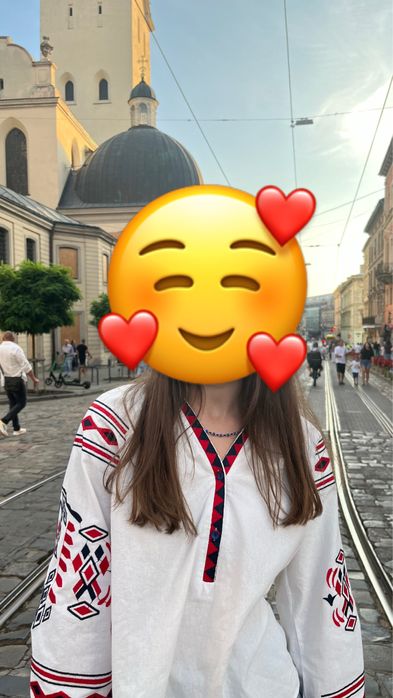 Вишиванка жіноча