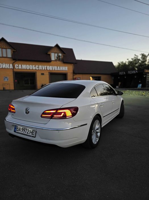 Volkswagen Passat CC дизель 2.0 2012 рік. Офіційне