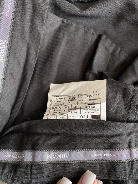 Піджак Hugo Boss, брюки Armani