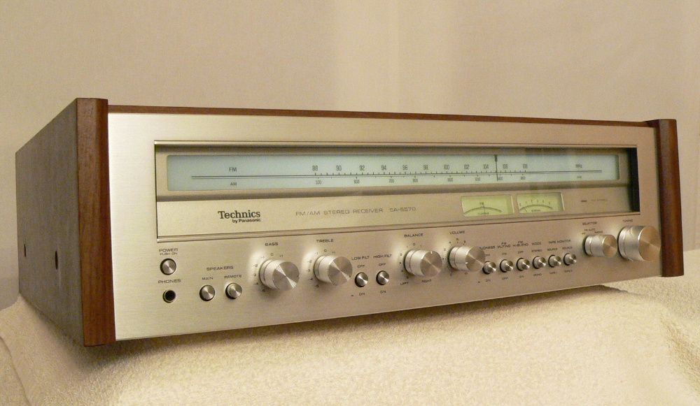 Technics SA-5570 - całkowicie odrestaurowany / stan idealny!