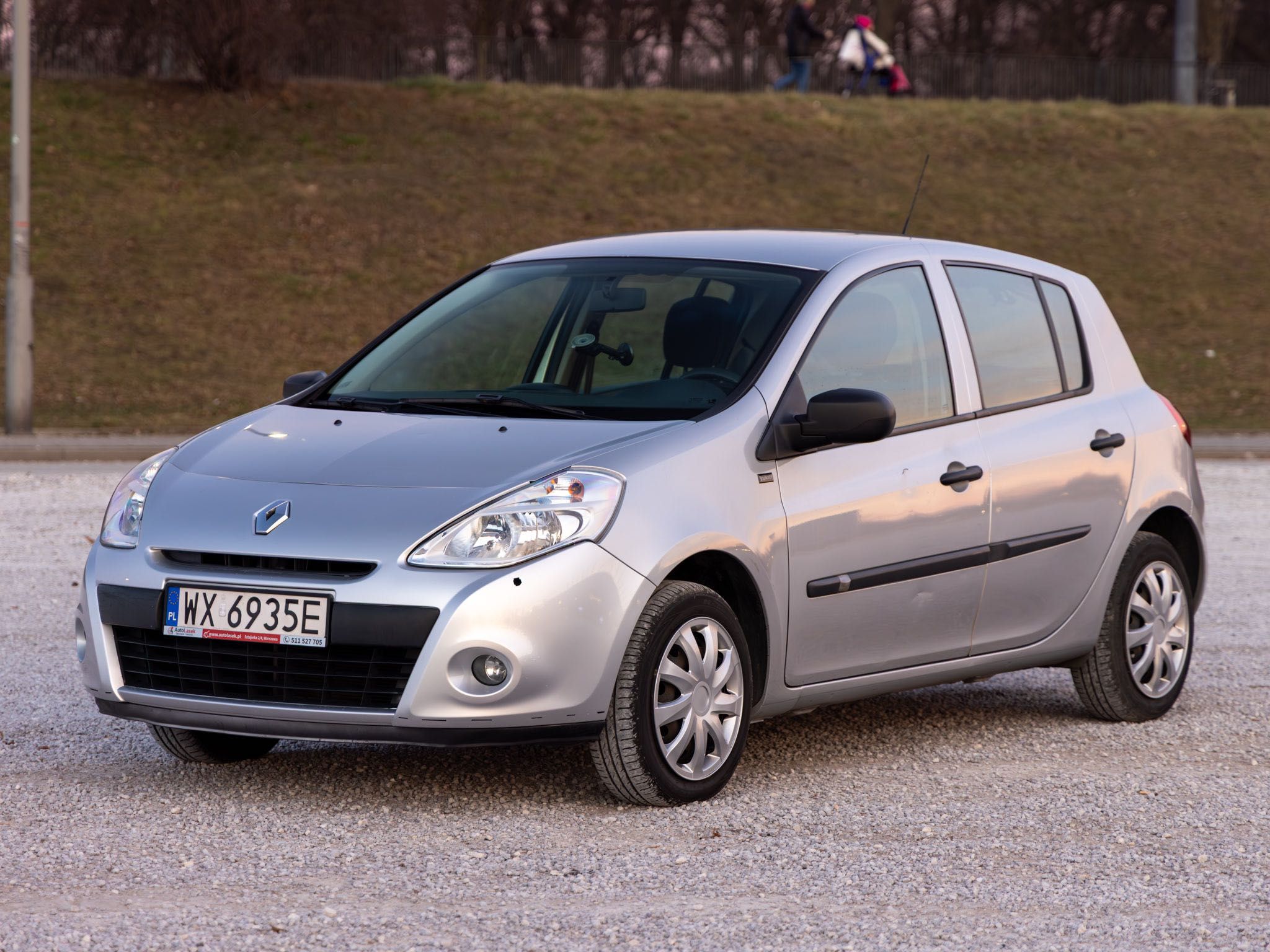 Renault Clio III (3) 1.2 hak holowniczy 85 tys. km