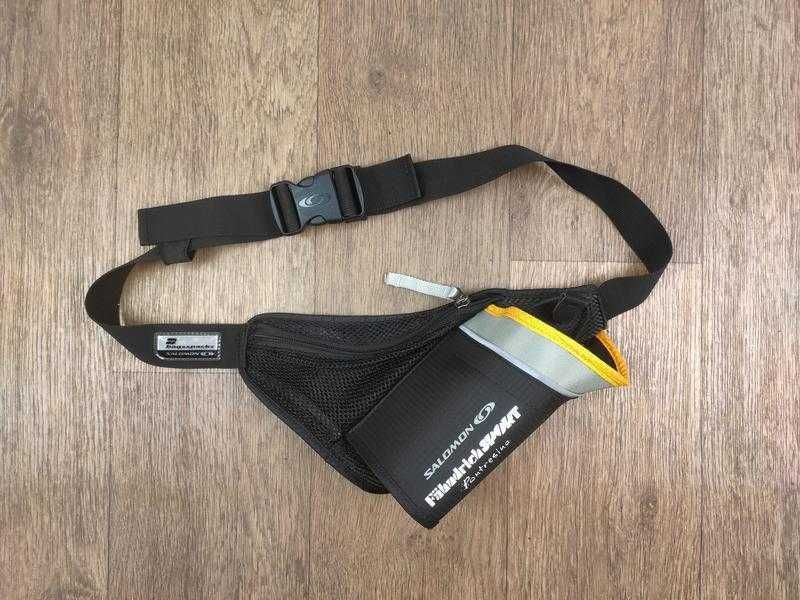 Поясна сумка salomon чорна бананка спортивна бігова для фляги пояс