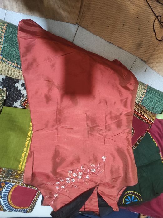 Vestido de seda pura