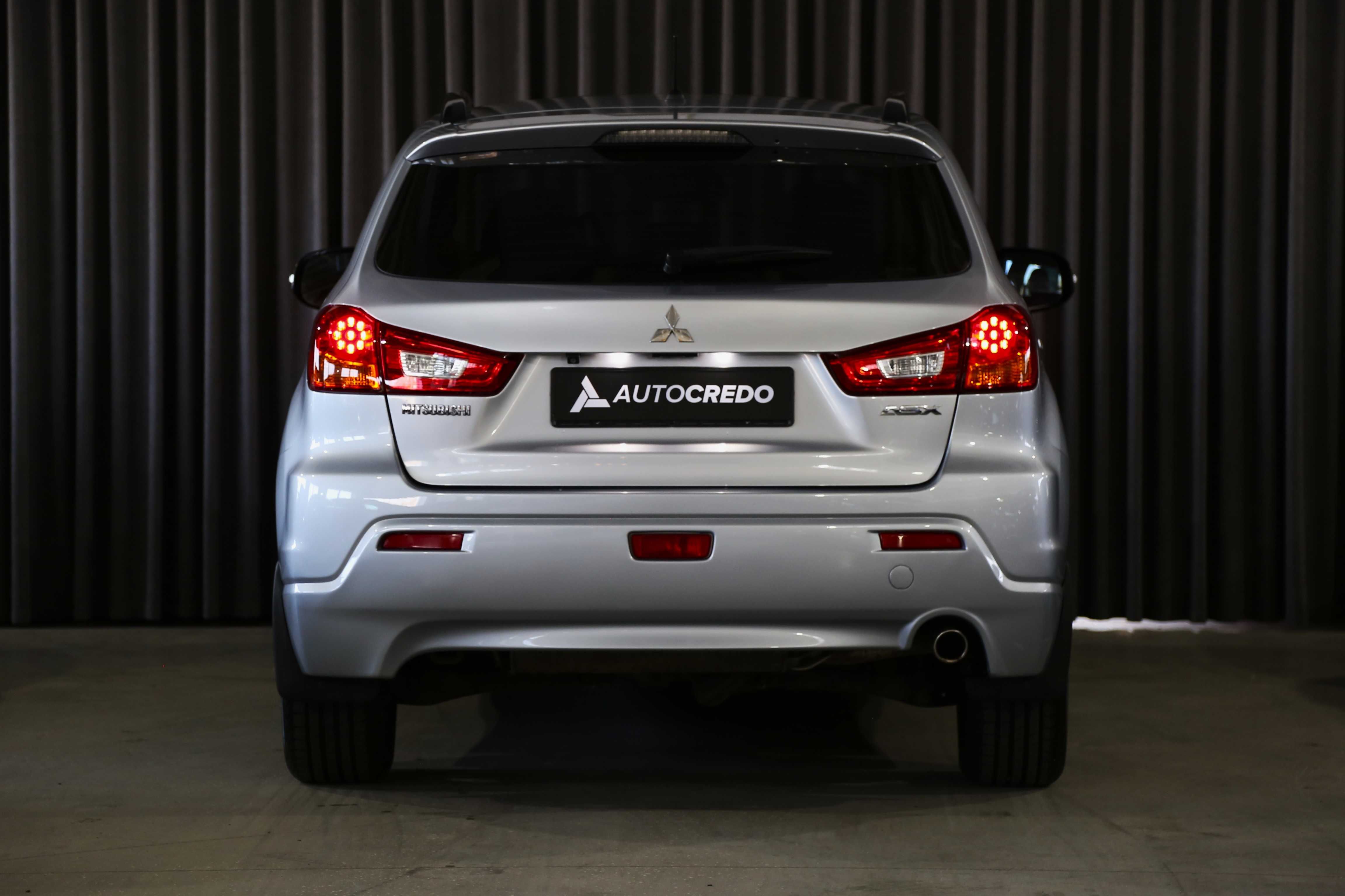 Офіційний Mitsubishi ASX 4WD 2012 року