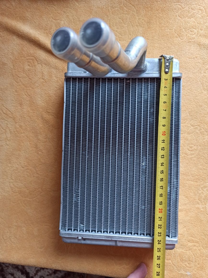 Радиатор печки HYUNDAI H1, H-200 77610 NISSENS
