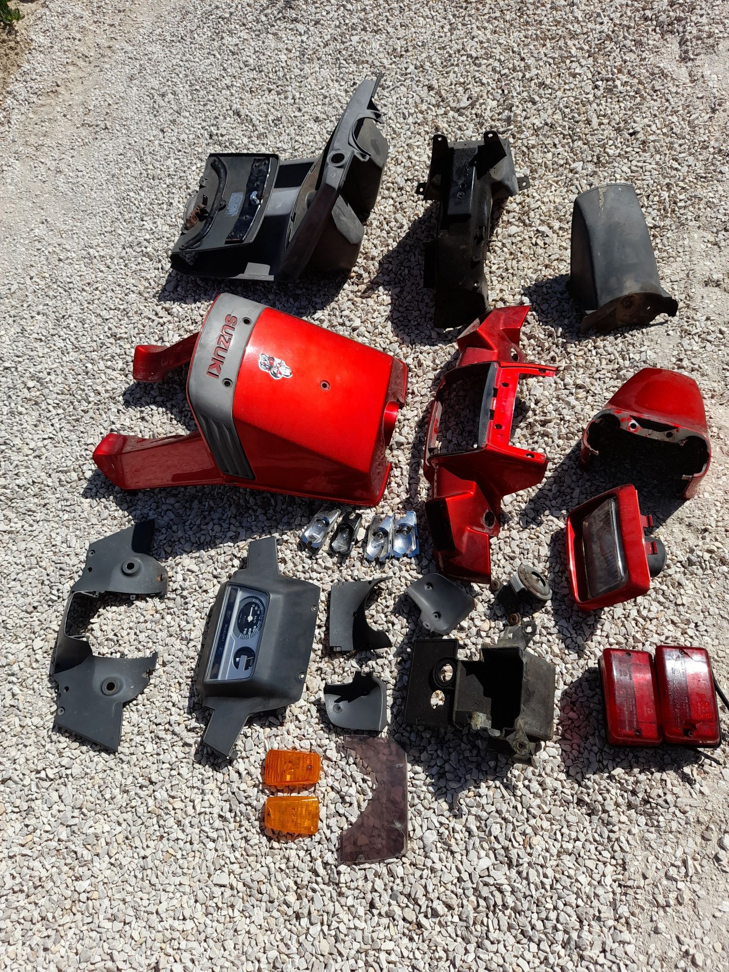 Peças para venda Suzuki CP 50 anos 1988