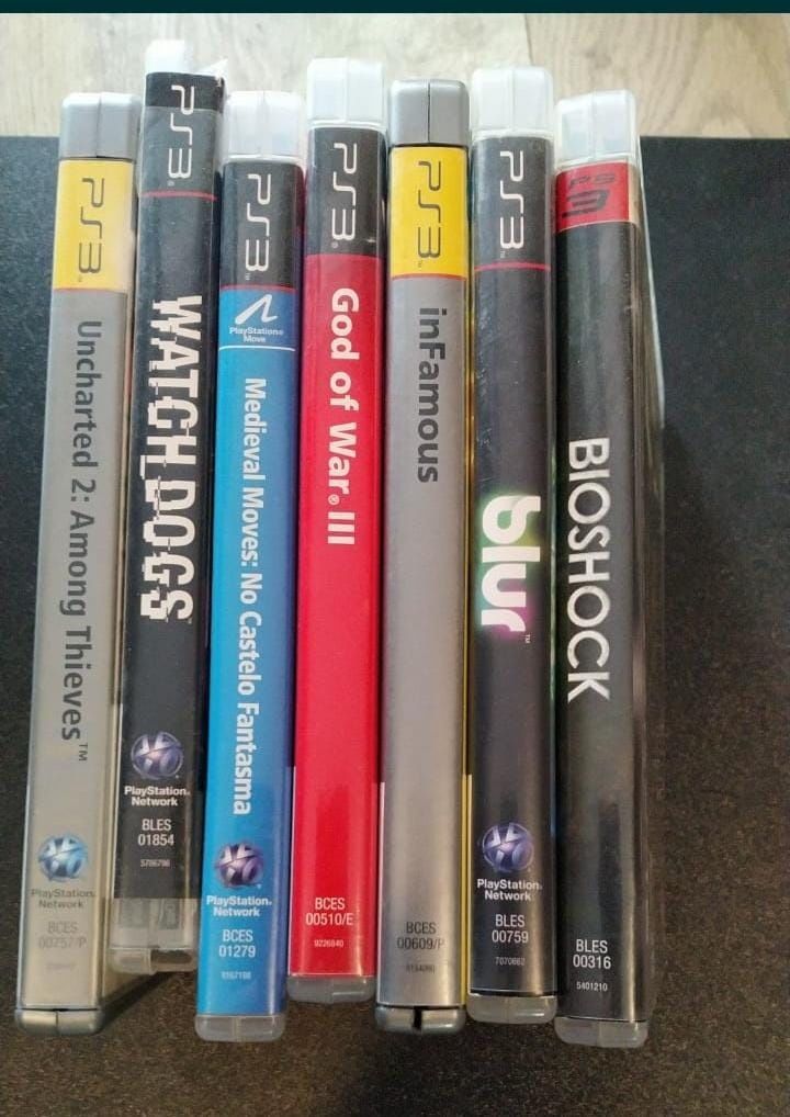 Vendo jogos e manuais PlayStation ps1 PS2 e ps3