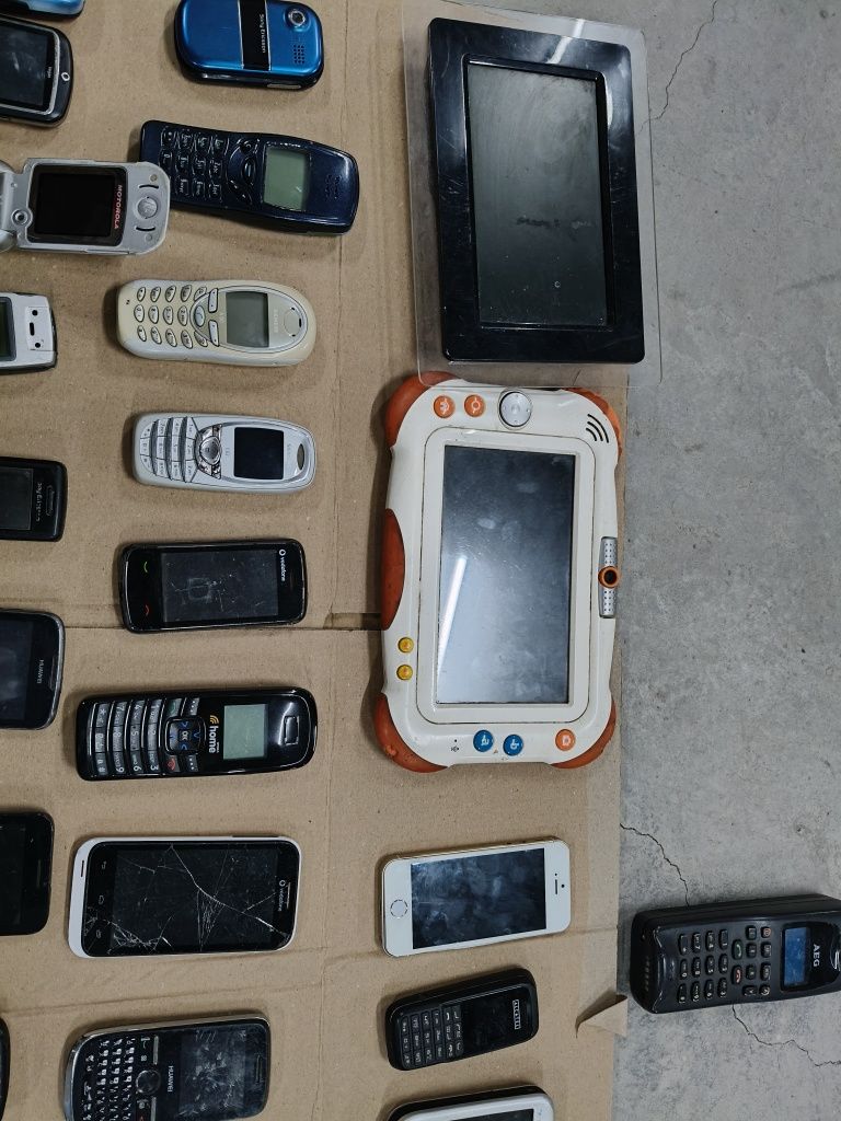 Lote de Telemóveis Vintage para Peças