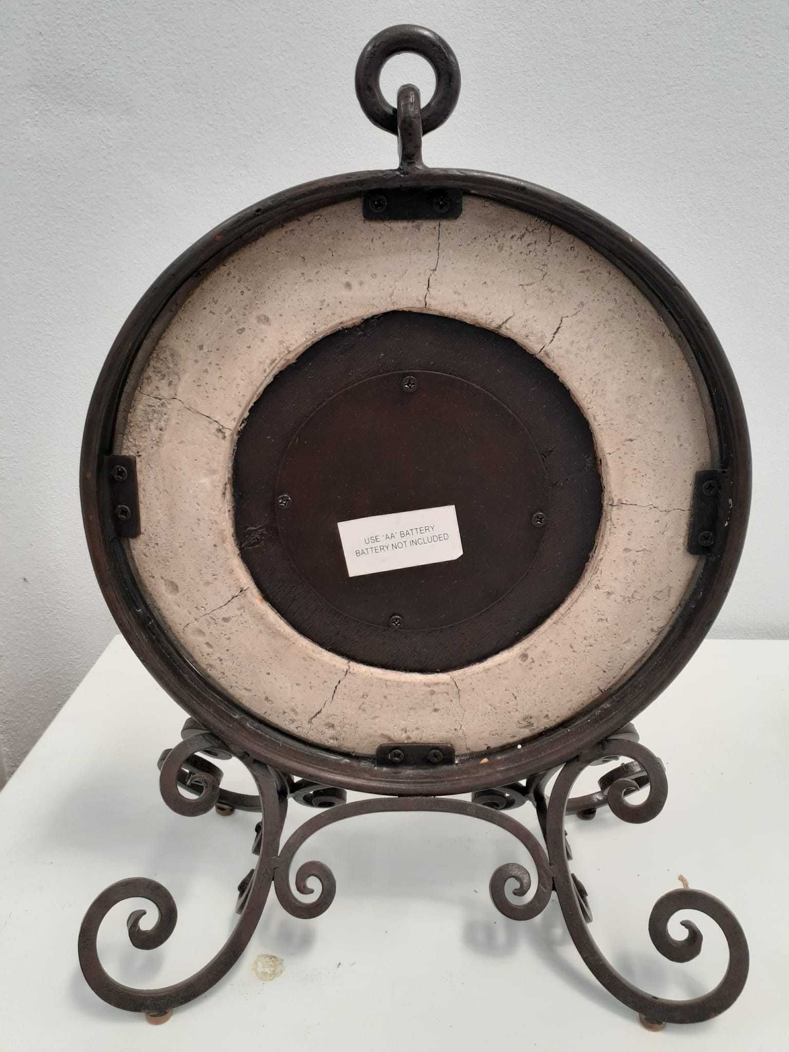Relógio Decorativo Vintage – Pedra e Ferro Forjado