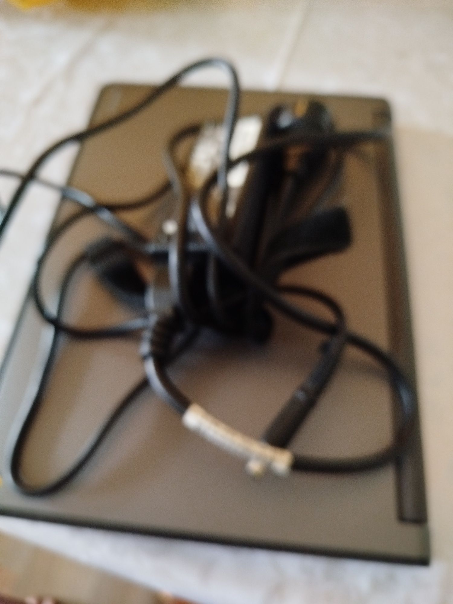 Sprzedam laptopa
