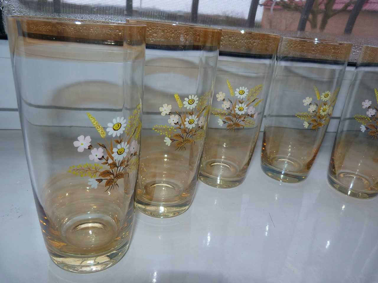 Набір стаканів 6 шт. з декором квітів Ромашка, новий