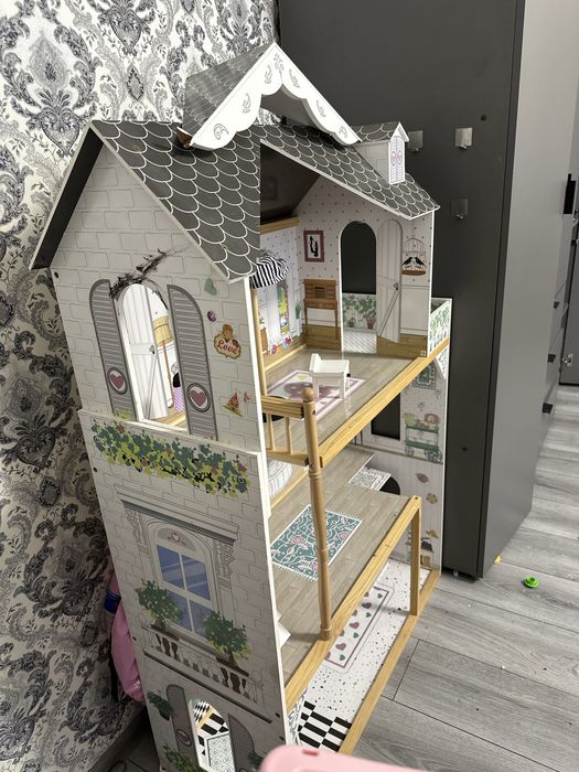 Будинок для ляльки