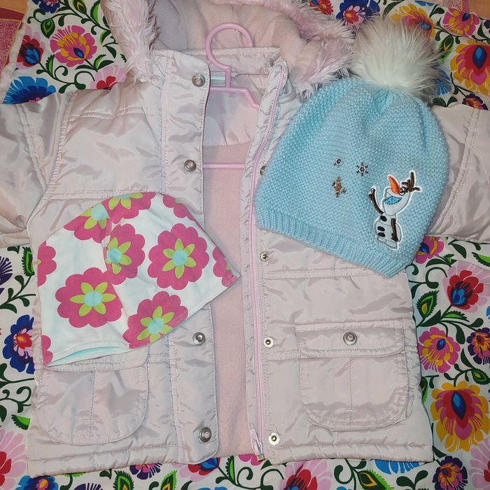 Kurtka zimowa 80 86+ czapka Kraina Lodu + czapka wiosenna