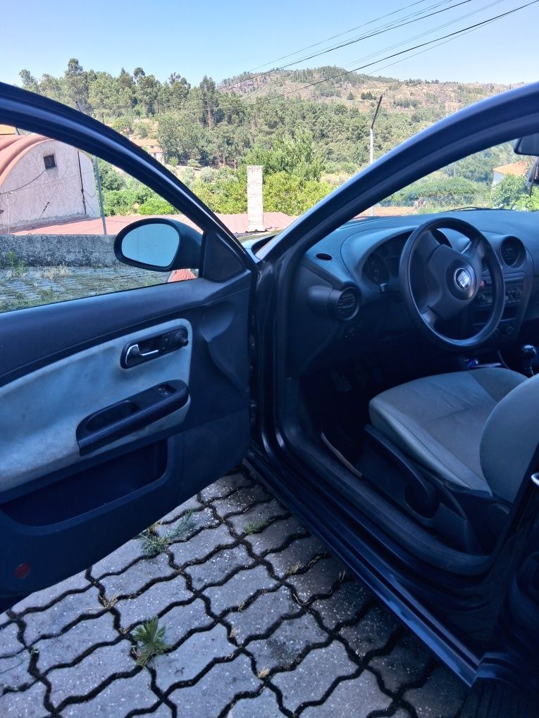 Seat Ibiza 6L impecável
