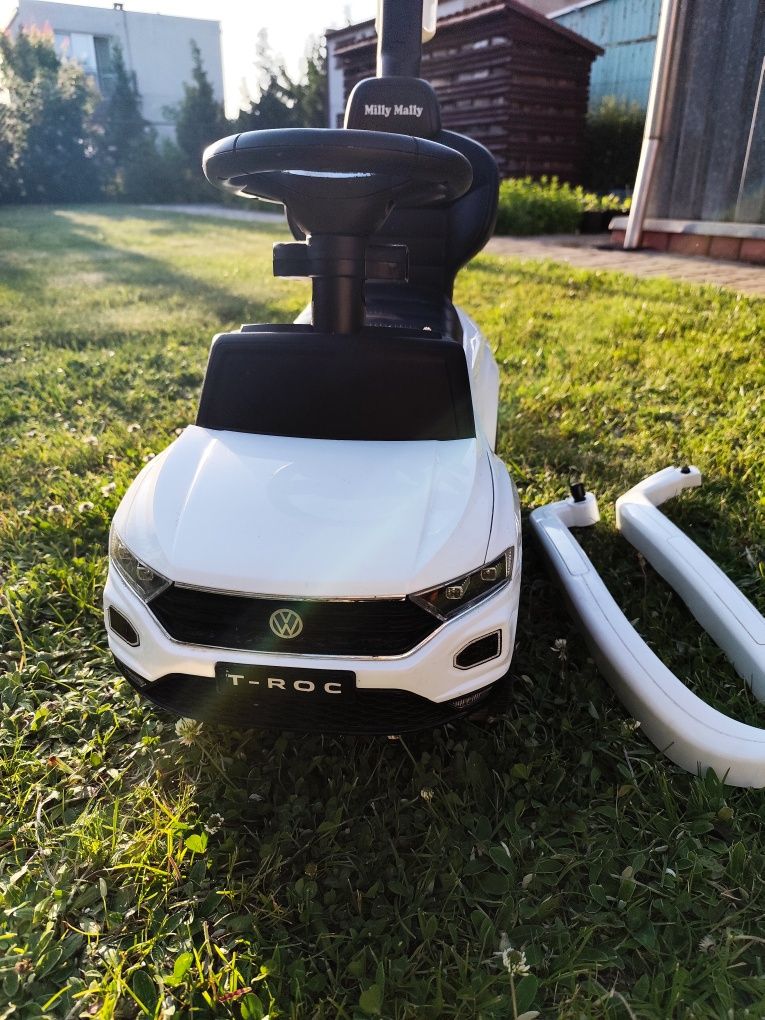 Auto jeździk dla dziecka