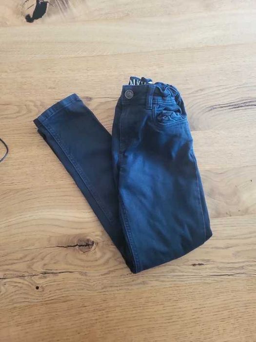 Spodnie materiałowe C&A r. 134 jak nowe