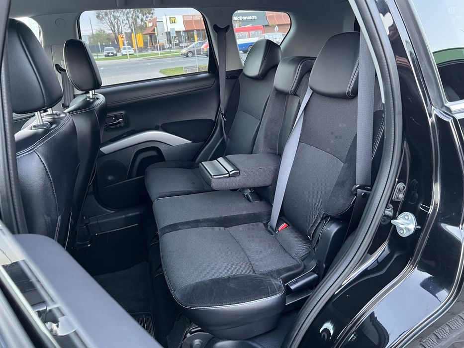 Свіжопригнаний Mitsubishi Outlander 124 тис. км.  2012 р. 2.3 дизель