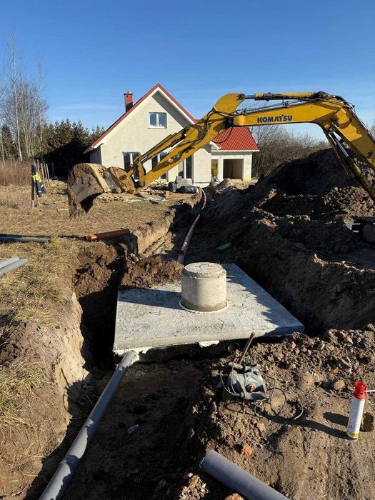 Szamba betonowe – wykop, montaż, atest