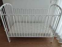 Berço lacado branco + colchão