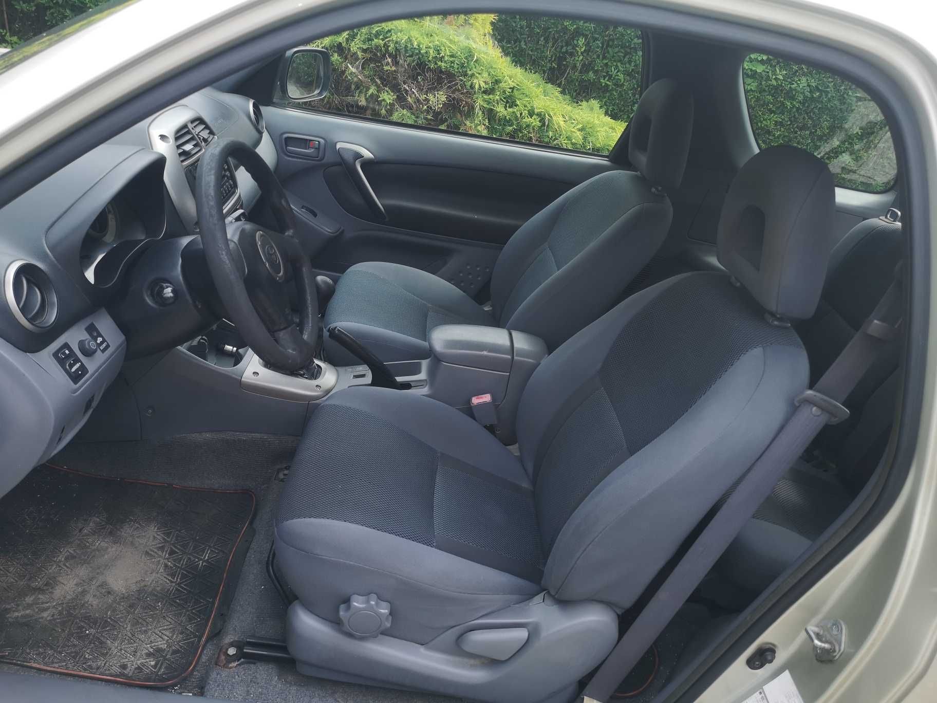 RAV 4  4X4    BEZ KOROZJI  2.0 150ps SERWIS