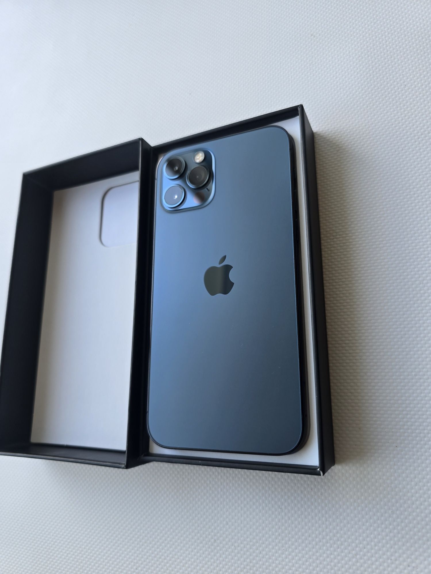 iPhone 12 Pro, 128 gb Гарний стан